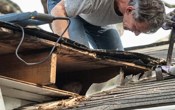 common causes of Panpunton fascia damage